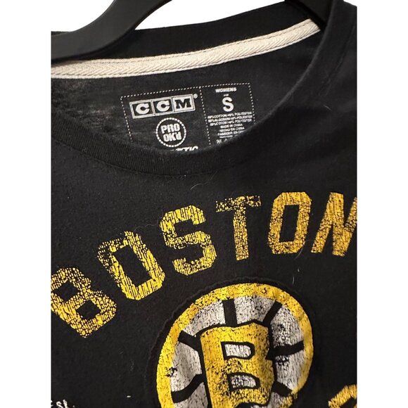 Boston Bruins CCM Womens Short Sleeve Black T-Shirt NHL 1924 Logo Graphic Size S - Picture 4 of 6